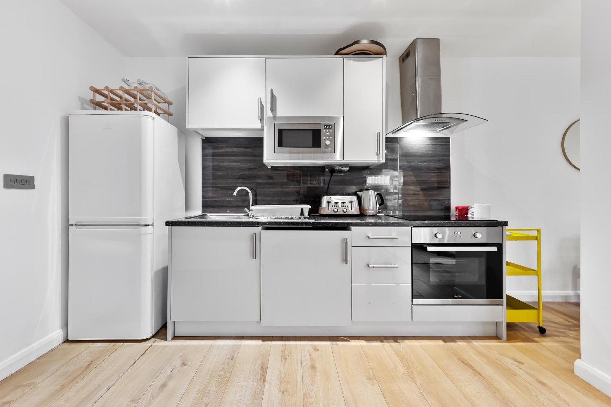 Apartment Luxury 2br Flat In Battersea *